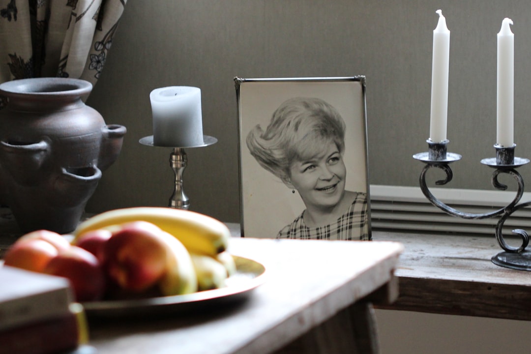 Incorporating Vintage Finds into Contemporary Home Design Incorporating Vintage Finds into Contemporary Home Design